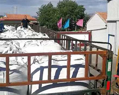 鐵砂發(fā)送途中 鐵砂發(fā)送途中